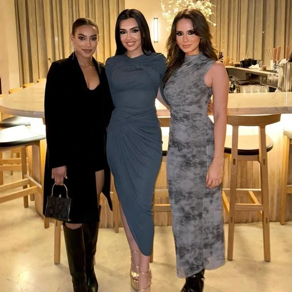 Zara - Gray Printed Dress with Tulle - Picture 1 of 4